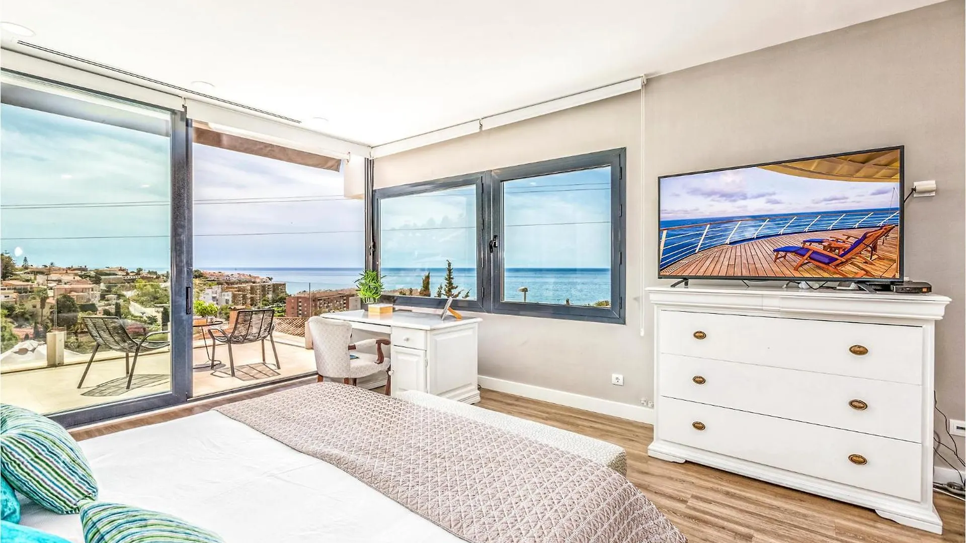 Awesome Home In Cala Del Moral With Kitchen La Cala Del Moral Spagna